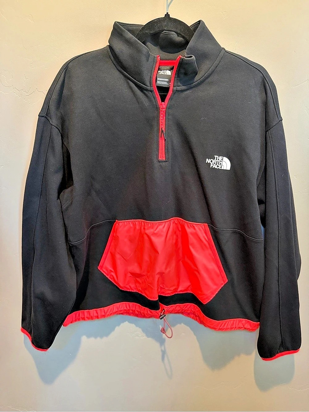 The North Face Color Block Pullover in Black & Pink Size XL